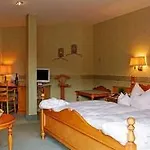 Hotell Göbels 4*